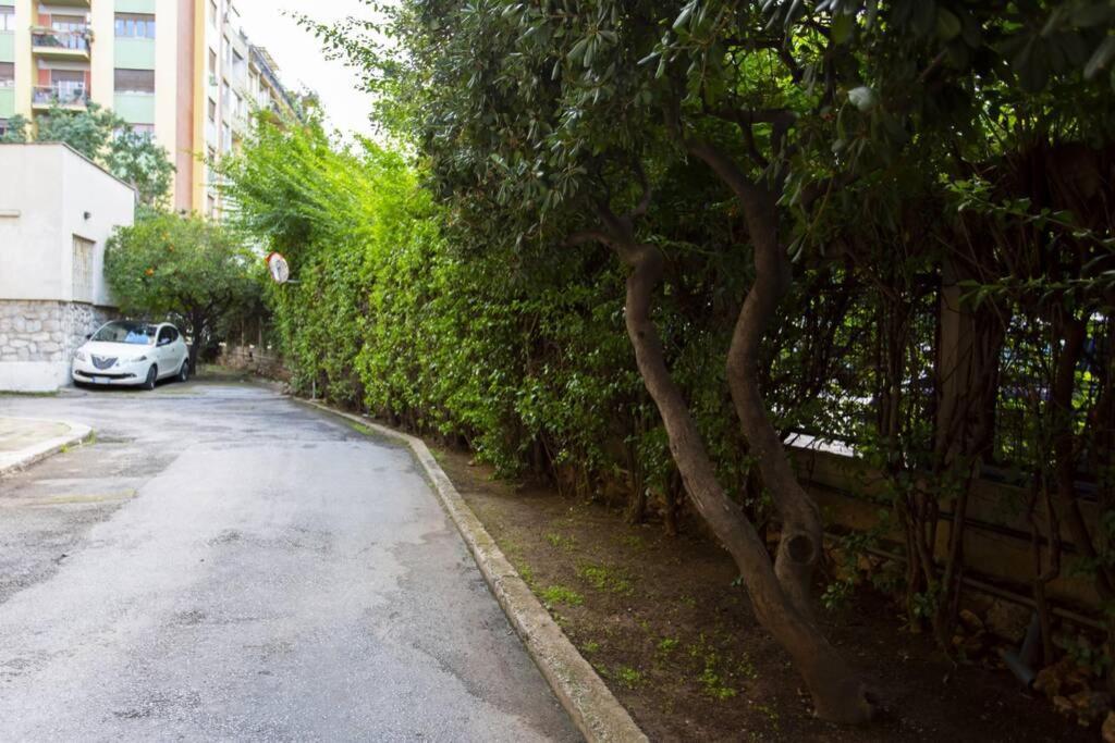 Luxury Sciuti Apartment Palermo Buitenkant foto
