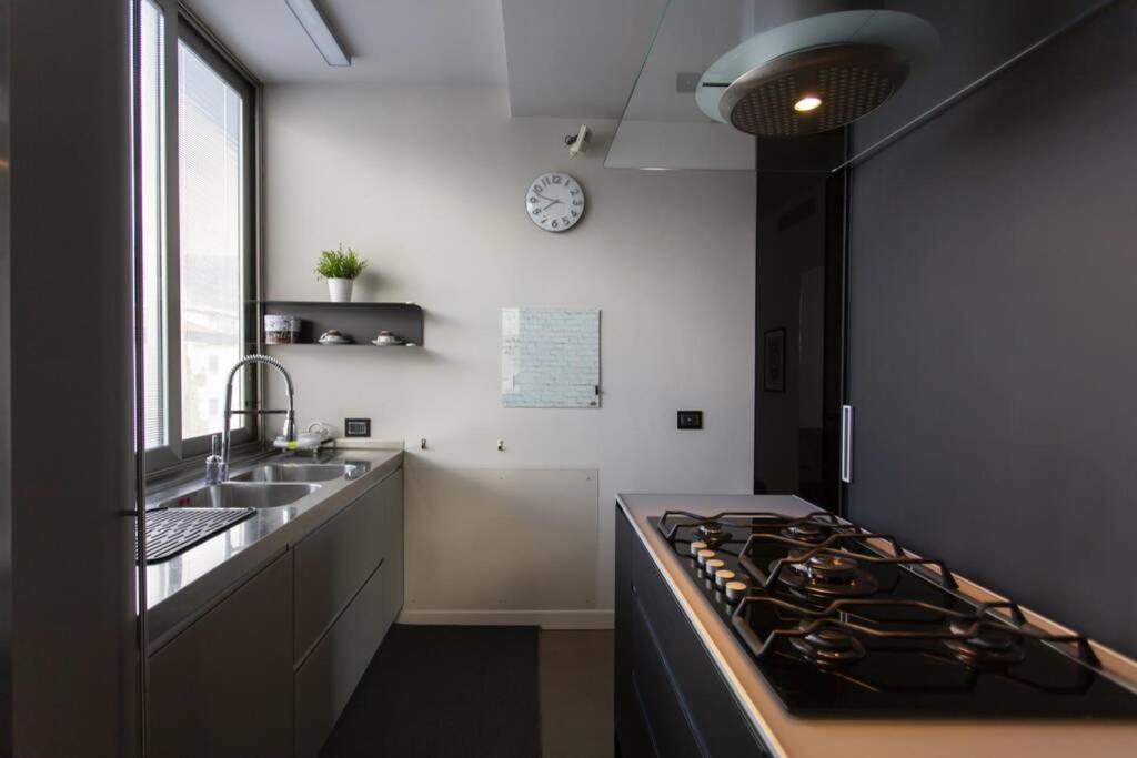 Luxury Sciuti Apartment Palermo Buitenkant foto