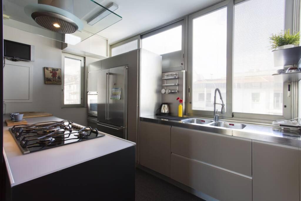 Luxury Sciuti Apartment Palermo Buitenkant foto